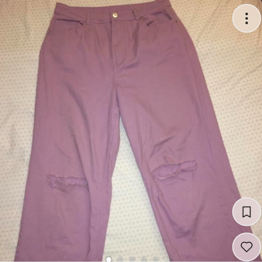Divided H&M Pink/Purple High Waisted Distressed Jeans💕